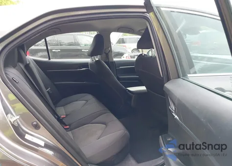 2019 Toyota Camry Hybrid Le z USA, uszkodzony, nr VIN 4T1B31HK4KU511360